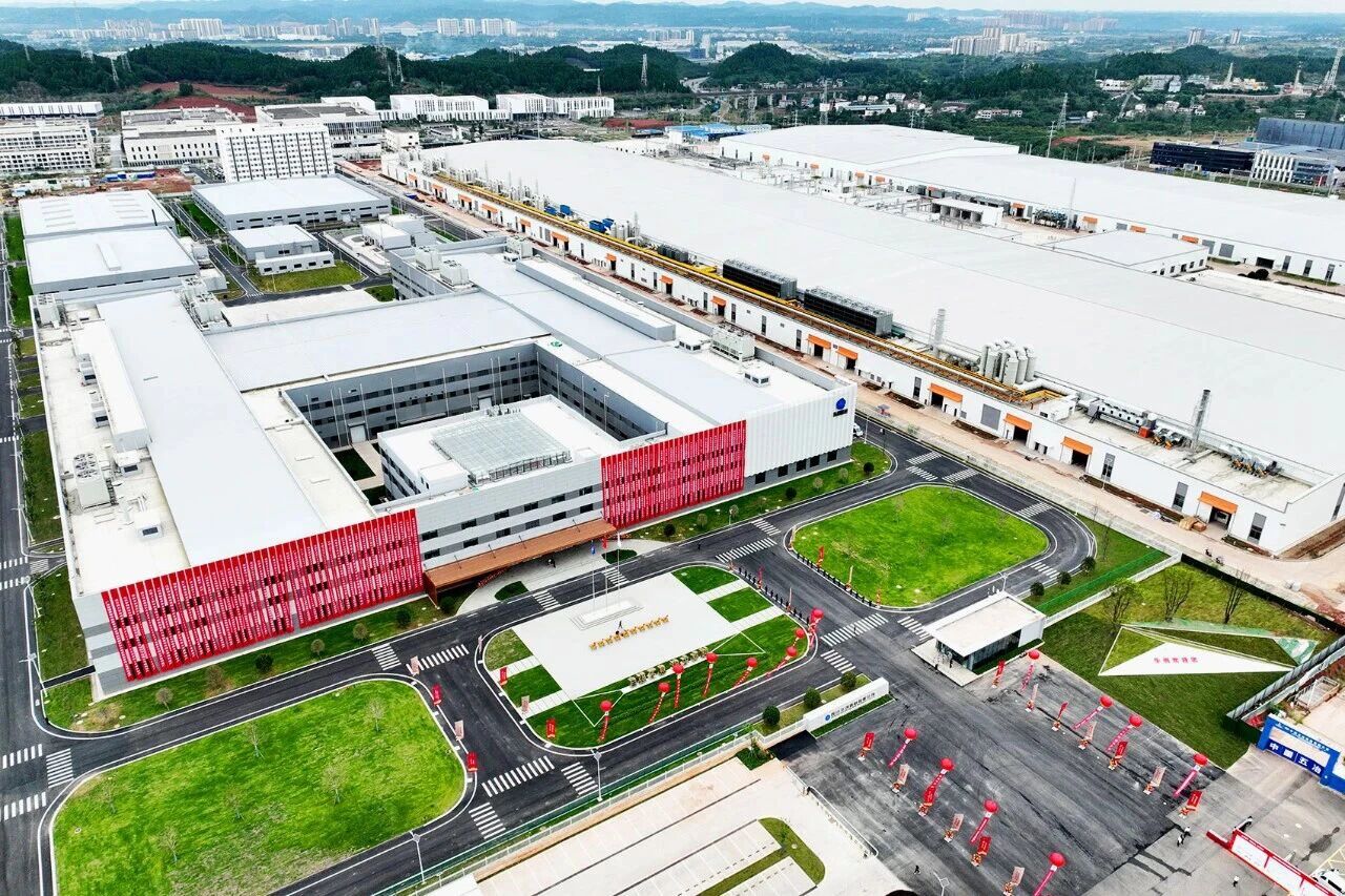 四川遂宁2.5万吨锂电材料项目投产