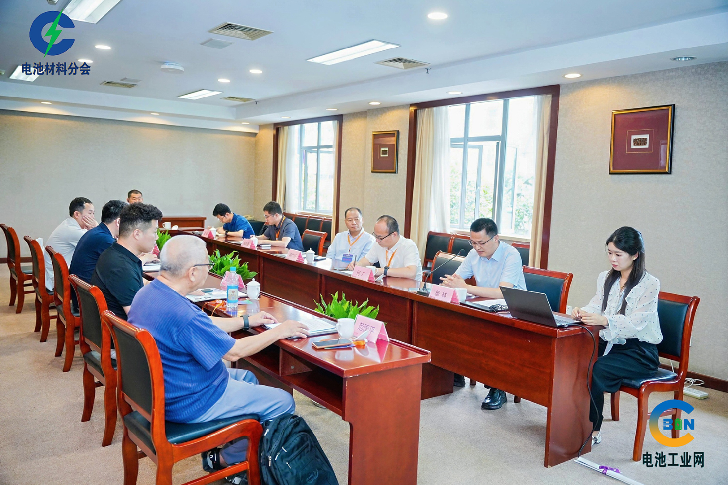 电池材料分会第一届理事会第二次理事会议9月24日在苏州顺利召开(图1)